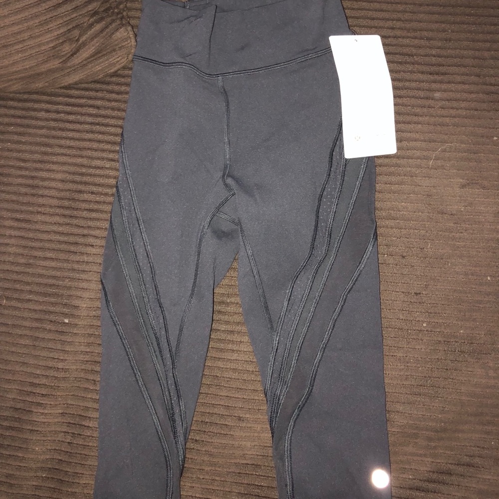 NWT black cropped mesh lululemon leggings